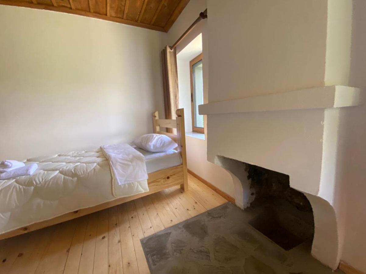 Guest House Qafe Dardha - Tomorr National Park Qafe Dardhe Ngoại thất bức ảnh