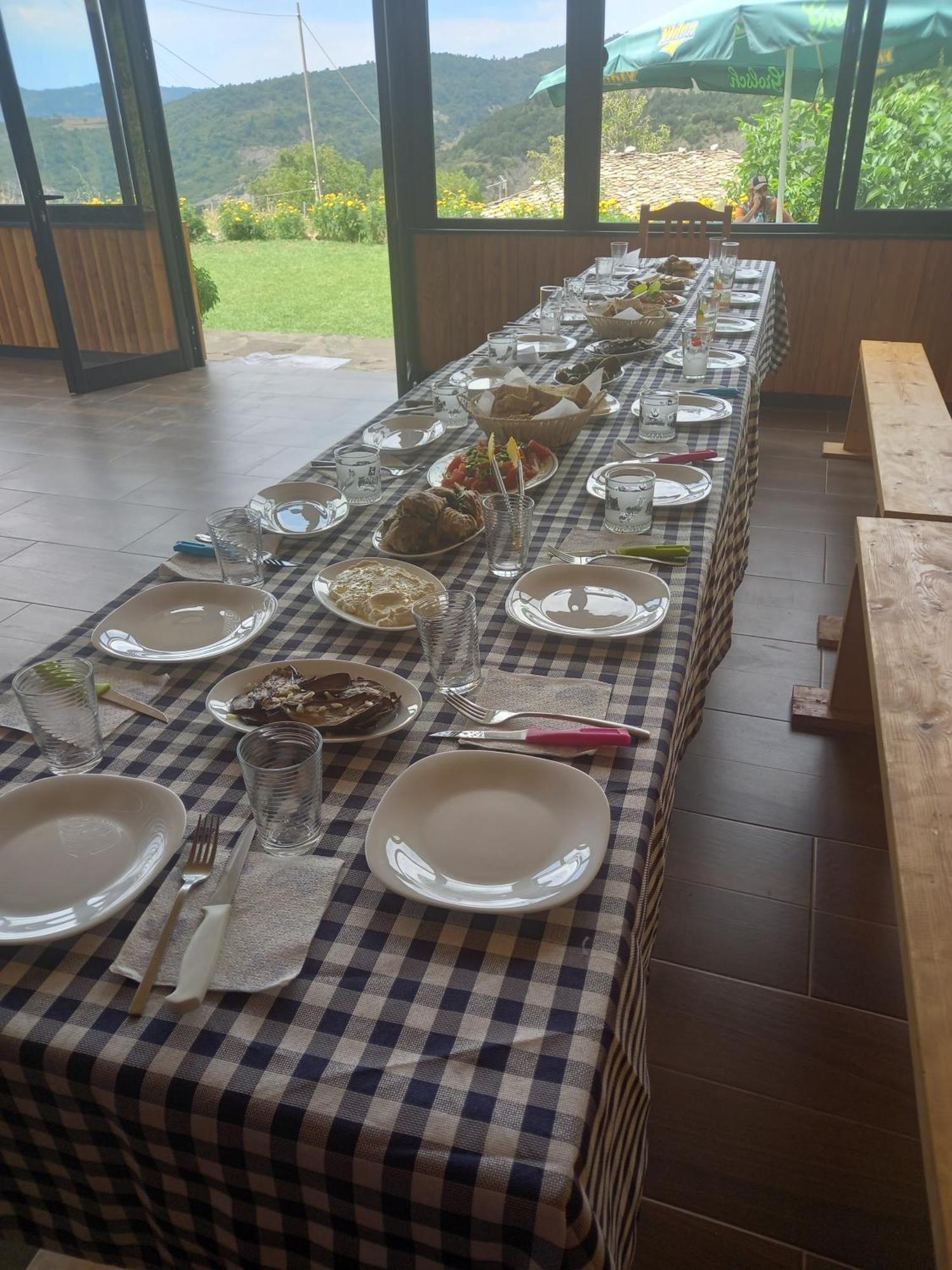 Guest House Qafe Dardha - Tomorr National Park Qafe Dardhe Ngoại thất bức ảnh